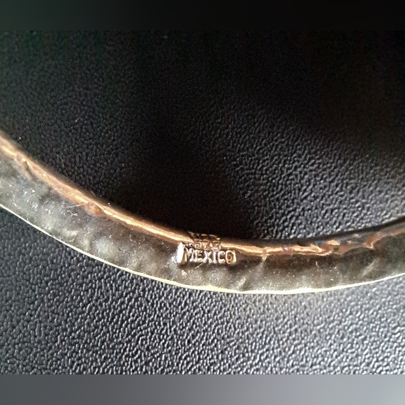 "House of Bangles" Mexico Sterling Silver Hand Crafted Hammered Bangle Bracelet - Picture 12 of 12